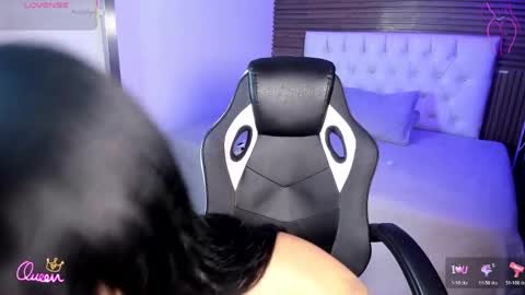 Naomi Frost online show from April 8, 1:55 pm