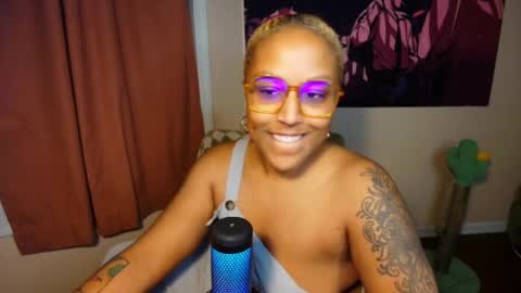 Naomigiirl6 online show from February 7, 9:26 am