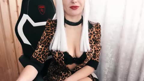 Naomi online show from March 3, 7:47 am