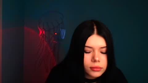 Snapshot of naomivibes chatting on September 25, 5:11 am Naomi online show from September 25, 5:11 am