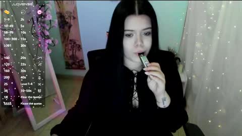 Naomi online show from April 8, 6:24 am