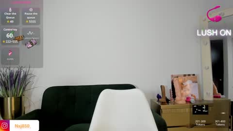 Naomi     online show from January 30, 10:51 pm