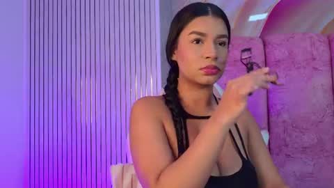 Snapshot of naomy_gomez_ chatting on July 9, 11:58 am Naomy online show from July 9, 11:58 am