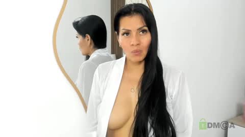 Naomy Smith online show from February 23, 10:42 pm