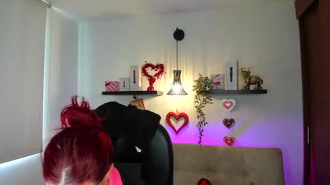 Snapshot of naomy_stanley chatting on February 17, 6:58 pm Naomy Stanley online show from February 17, 6:58 pm