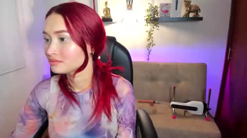 Snapshot of naomy_stanley chatting on February 28, 12:33 am Naomy Stanley online show from February 28, 12:33 am