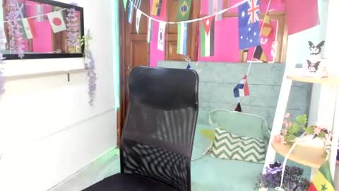 Snapshot of naomy_stanley_ chatting on July 9, 4:05 am naomy_stanley_ online show from July 9, 4:05 am