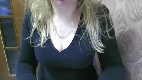 NarcisJill online show from December 16, 9:25 am