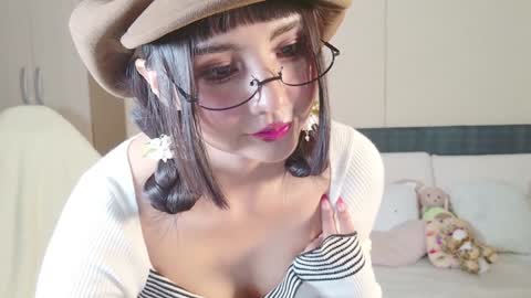 Naree online show from January 31, 1:45 pm