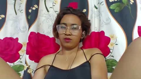 narindra884634 online show from March 8, 5:28 pm