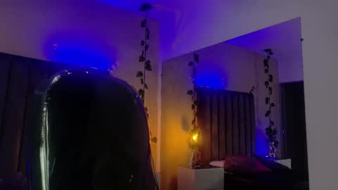 Nascary Fox online show from January 17, 8:12 pm