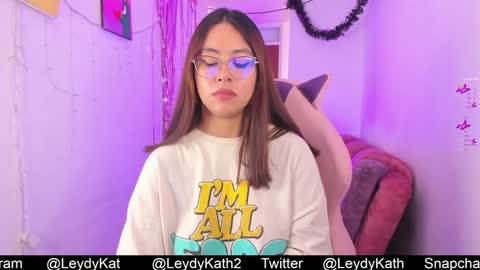 Snapshot of nasha_abby chatting on December 10, 2:28 pm Call me Nasha    online show from December 10, 2:28 pm