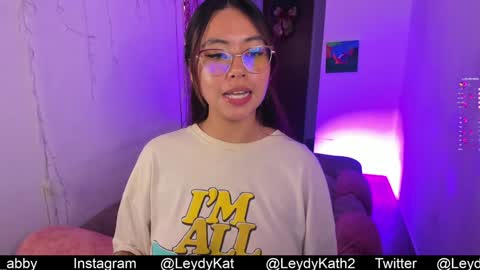 Snapshot of nasha_abby chatting on December 12, 4:04 am Call me Nasha    online show from December 12, 4:04 am