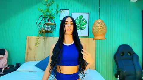 nasly_smit online show from April 7, 7:03 pm