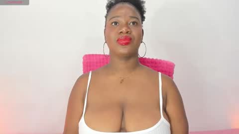 Snapshot of nassty_slutty chatting on October 22, 10:31 pm Tanisha online show from October 22, 10:31 pm