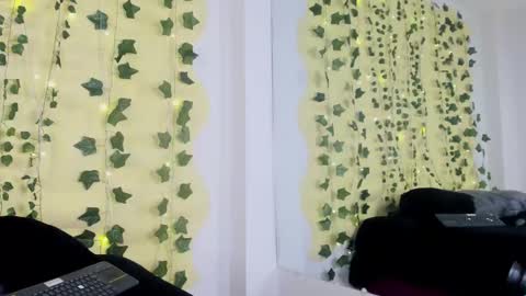 Snapshot of nastasha_nasty1 chatting on February 22, 6:06 am Maira online show from February 22, 6:06 am