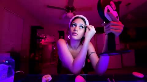 nasttyyynattt online show from June 12, 4:00 am