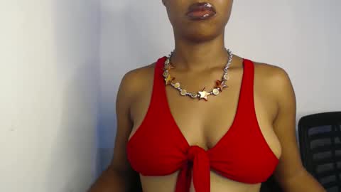 nasty_bella22 online show from May 10, 3:28 pm