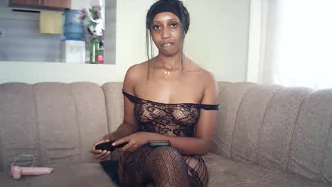 margaret marggie online show from April 7, 5:08 am