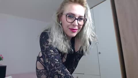 Ada online show from February 19, 9:00 pm