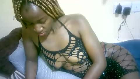 Snapshot of nastyafrika chatting on September 9, 3:50 am Marie online show from September 9, 3:50 am
