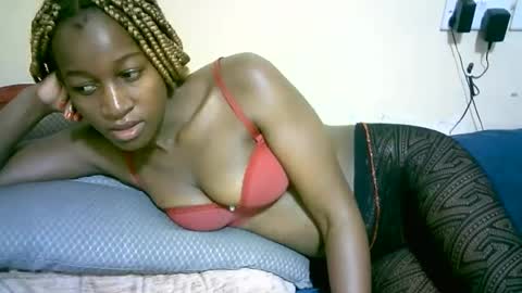 Snapshot of nastyafrika chatting on September 30, 10:09 am Marie online show from September 30, 10:09 am