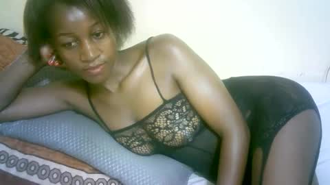 Snapshot of nastyafrika chatting on October 11, 11:09 am Marie online show from October 11, 11:09 am
