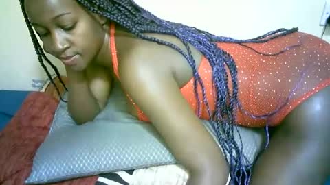 Snapshot of nastyafrika chatting on October 13, 7:03 pm Marie online show from October 13, 7:03 pm