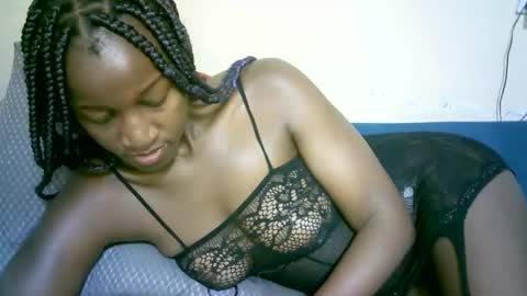 Snapshot of nastyafrika chatting on October 14, 7:58 pm Marie online show from October 14, 7:58 pm