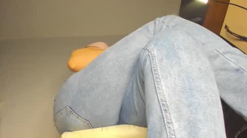 Snapshot of nastydenise chatting on March 6, 4:30 am CATHERINE online show from March 6, 4:30 am