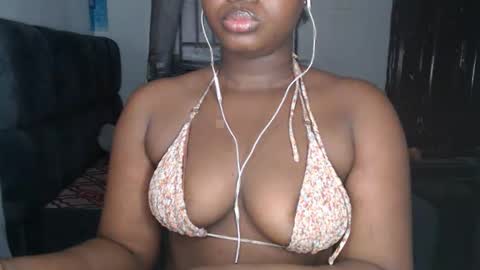 nastyshanky online show from May 22, 9:26 am