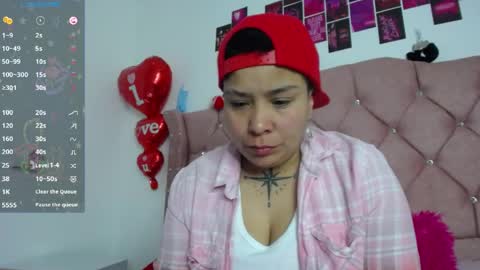 nat_evans8 online show from June 4, 4:40 am