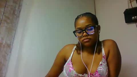 natachazz online show from April 4, 11:29 am