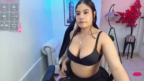 Natalia.  online show from April 15, 7:58 pm