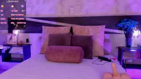 Snapshot of natalia_cruzz chatting on July 18, 12:53 pm Nata online show from July 18, 12:53 pm