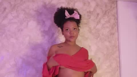 Snapshot of natalia_curlyx chatting on November 22, 11:59 pm natalia_curlyx online show from November 22, 11:59 pm