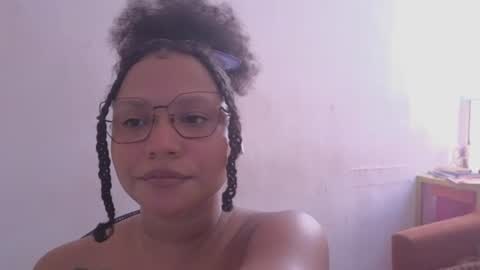 natalia_curlyx online show from June 24, 10:20 pm