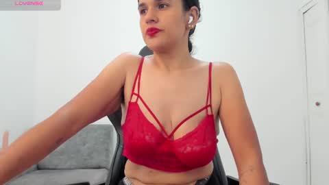Nathalia online show from July 28, 8:52 pm