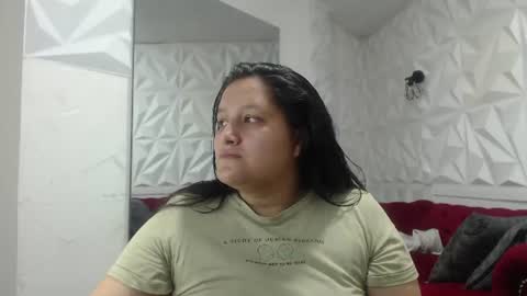 Snapshot of nataliaa_smith chatting on June 14, 1:24 pm Natalia online show from June 14, 1:24 pm