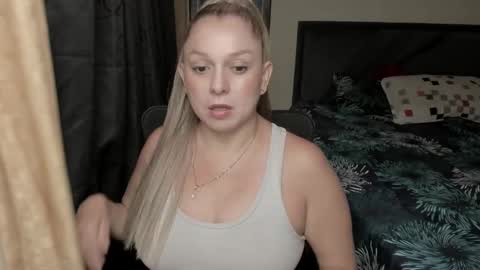 nataliasweet777 online show from March 12, 12:44 pm