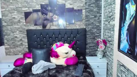 nataliatompsonx1 online show from October 12, 3:55 pm