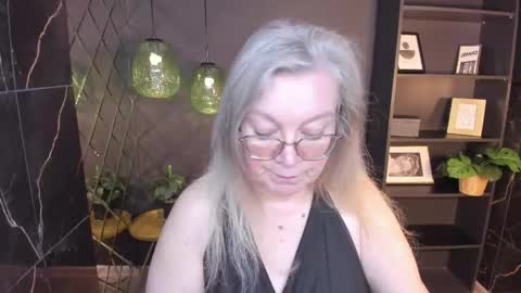 Snapshot of natalicloud chatting on May 11, 2:45 pm NataliCloud online show from May 11, 2:45 pm