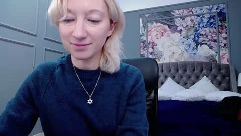 Natalie online show from December 22, 7:11 am