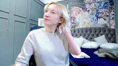 Natalie online show from January 2, 7:23 am