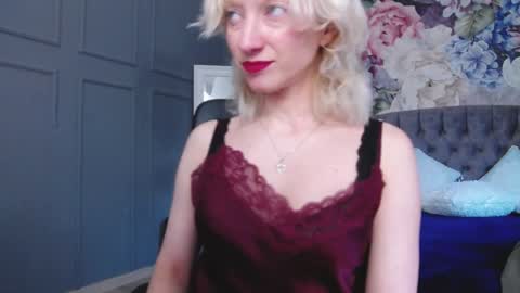 Natalie online show from January 18, 8:31 am