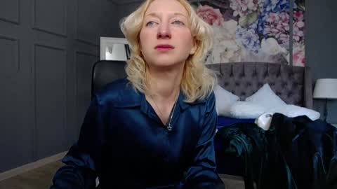 Natalie online show from January 24, 7:08 am