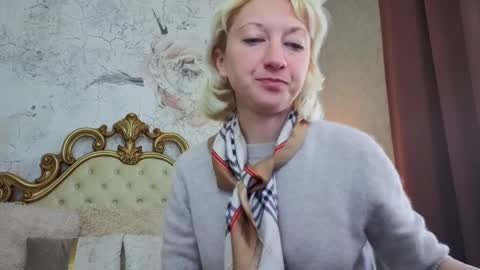 Natalie online show from April 7, 5:52 am