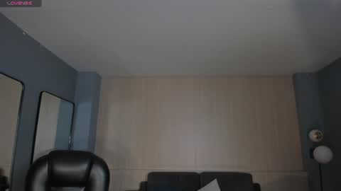 Snapshot of natalielewis_ chatting on July 4, 11:49 am Natalie Lewis online show from July 4, 11:49 am