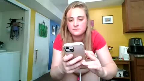 natalielynn4216 online show from May 30, 8:28 pm