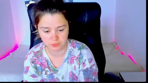 natalisecret online show from May 21, 11:06 am